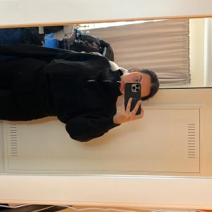 Stickad tröja  - Köpt på HM, använd fåtal gånger.