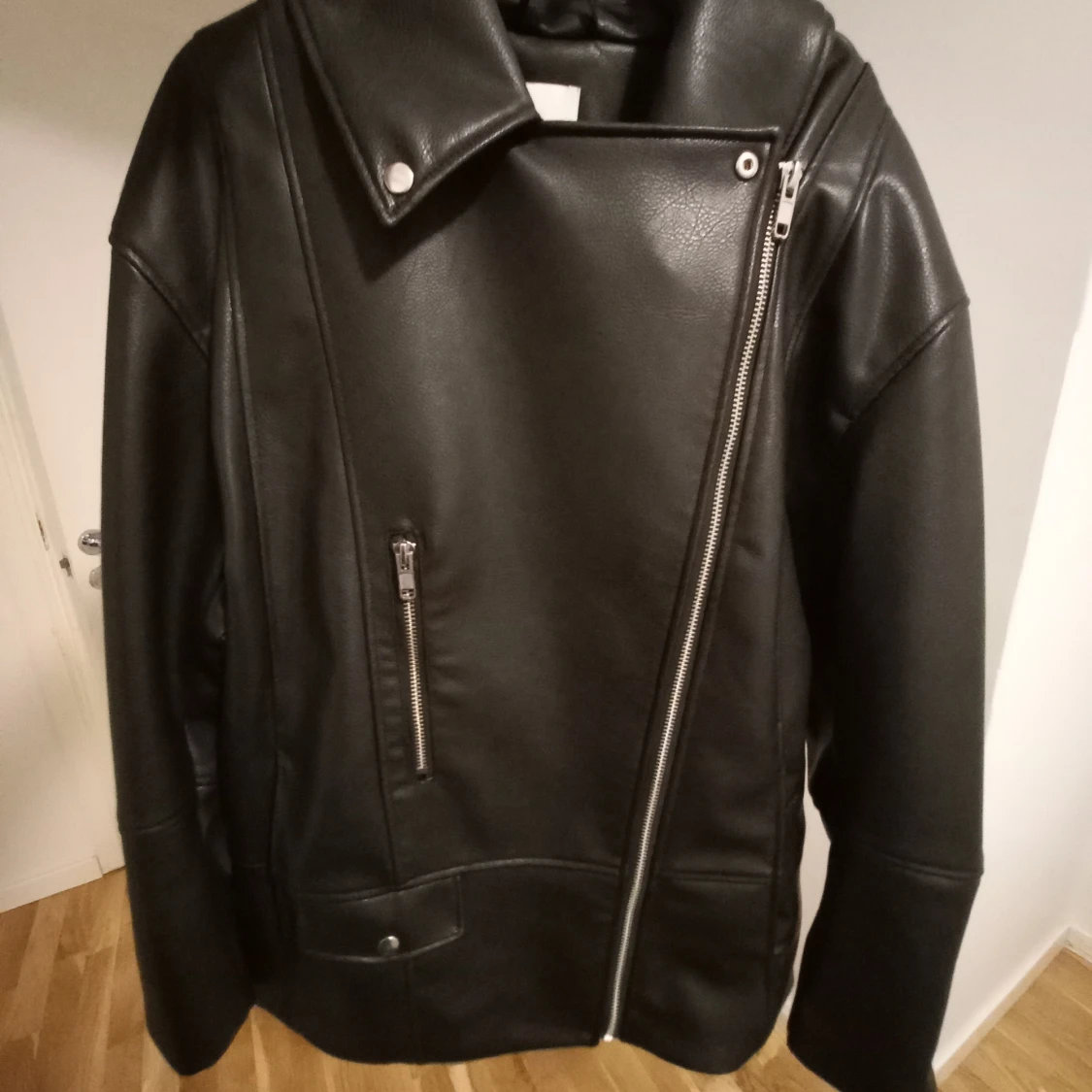 H&M storlek L såm nya  - 90