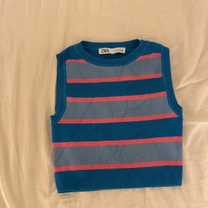 Zara tank top i storlek S  - Bra skick, inte använd särskilt mycket 