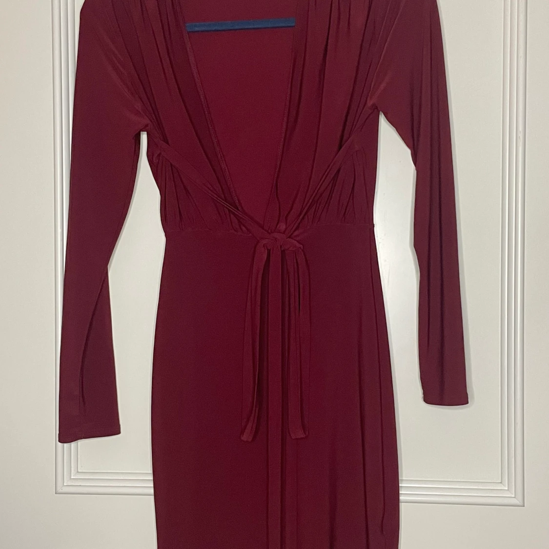 Deep V tie dress NLY ONE  stl.S - 90