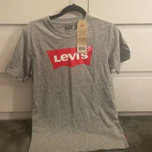 Levi’s tröja - Helt ny Levi’s tröja 