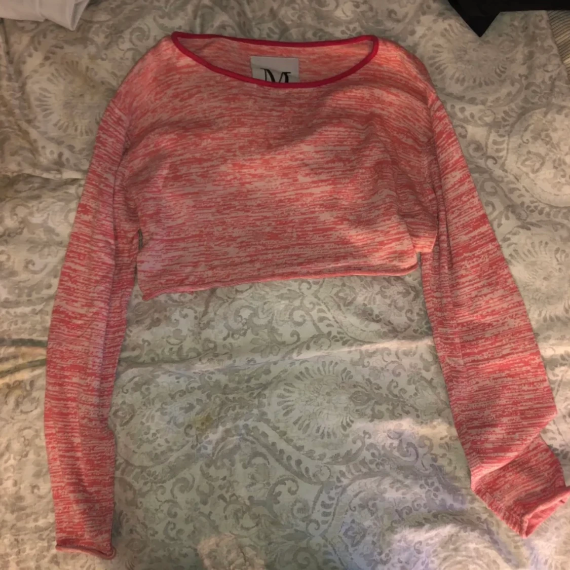 Rosa croppad tröja - 90