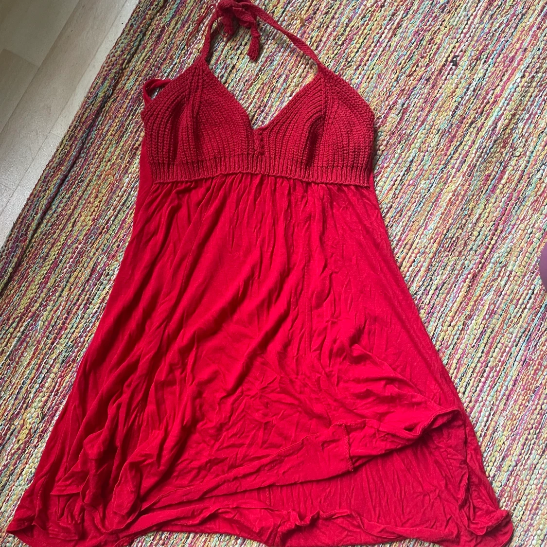 Halterneck klänning - 90