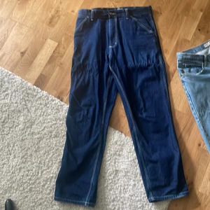 Carhartt jeans - Carhartt jeans i superbra skick. Storlek 33 32