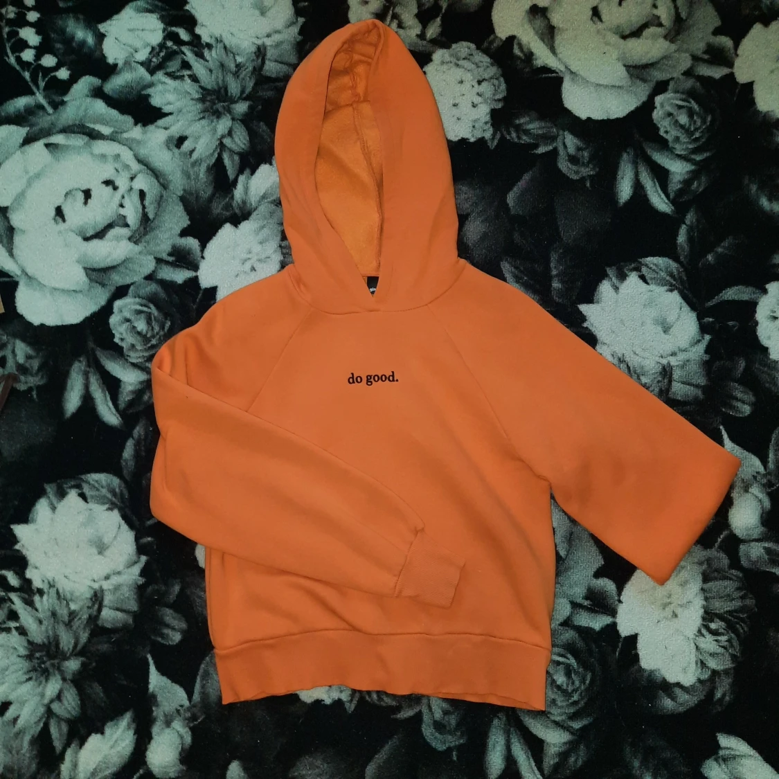 Orange gina tricot hoodie