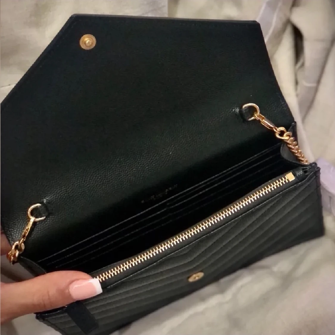 Helt ny Saint Laurent väska  - 90