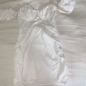 sommarklänning - en jättefin somrig klänning i strlk small