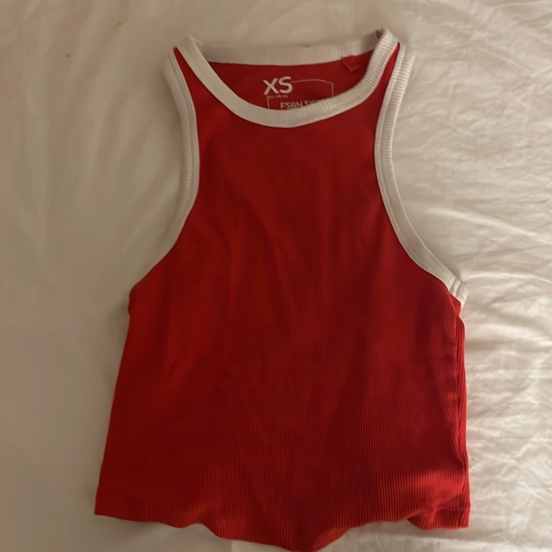 Säljer denna röda fina Coop-top 