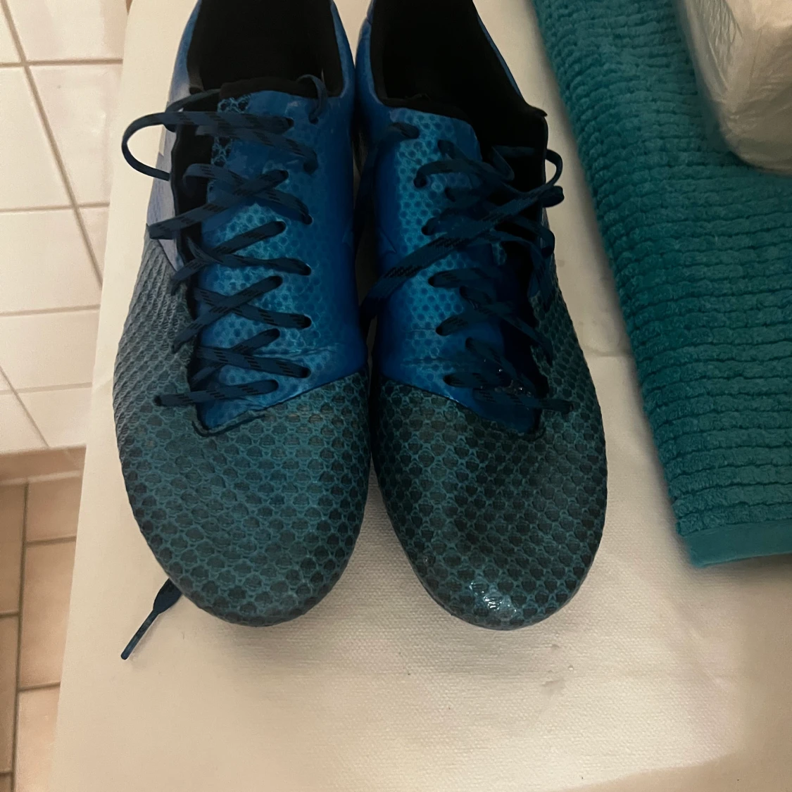 Fotbollsskor 43 - 90