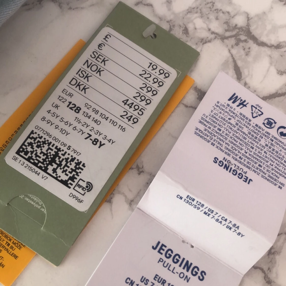 Byxor storlek 128 - 90