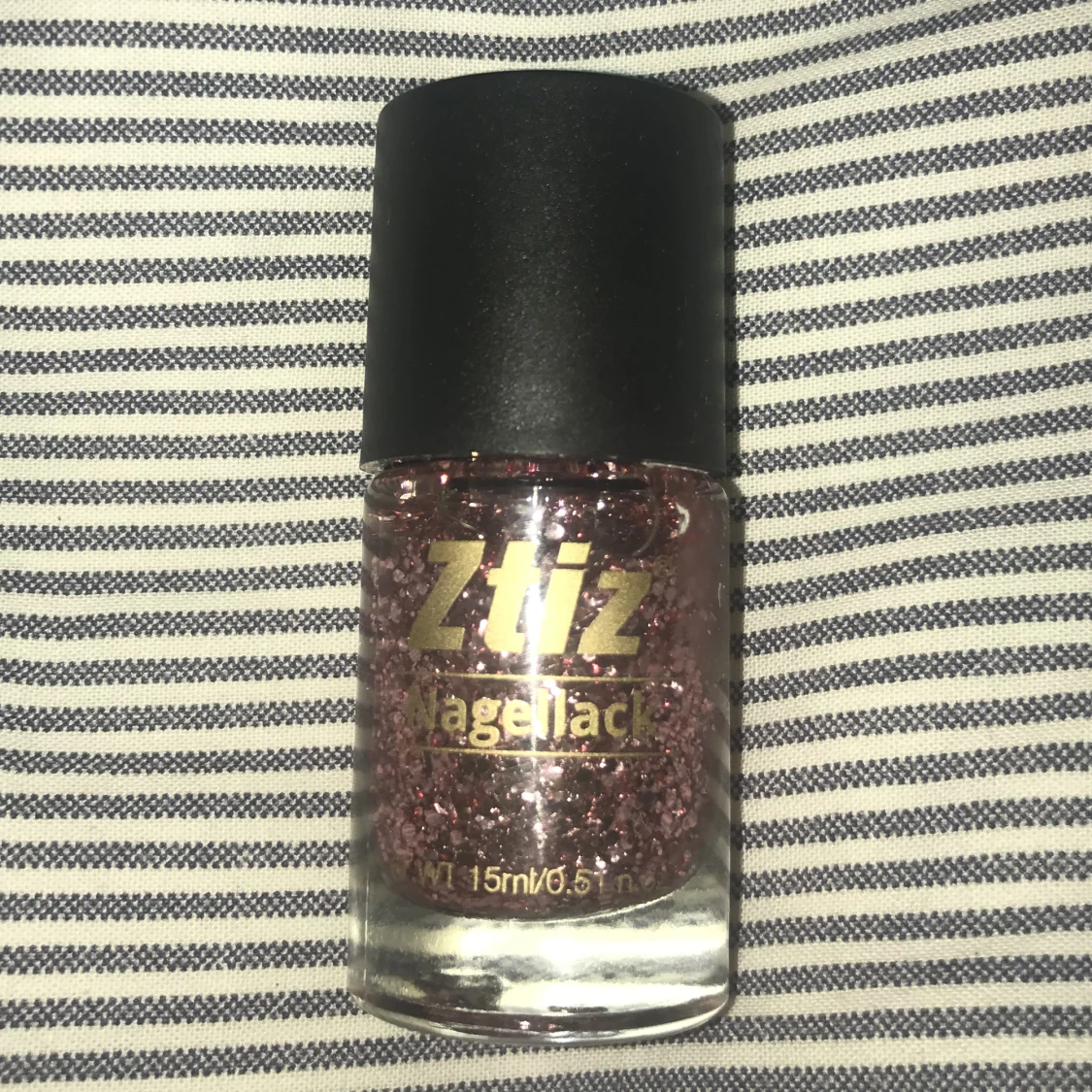 Nagellack glitter