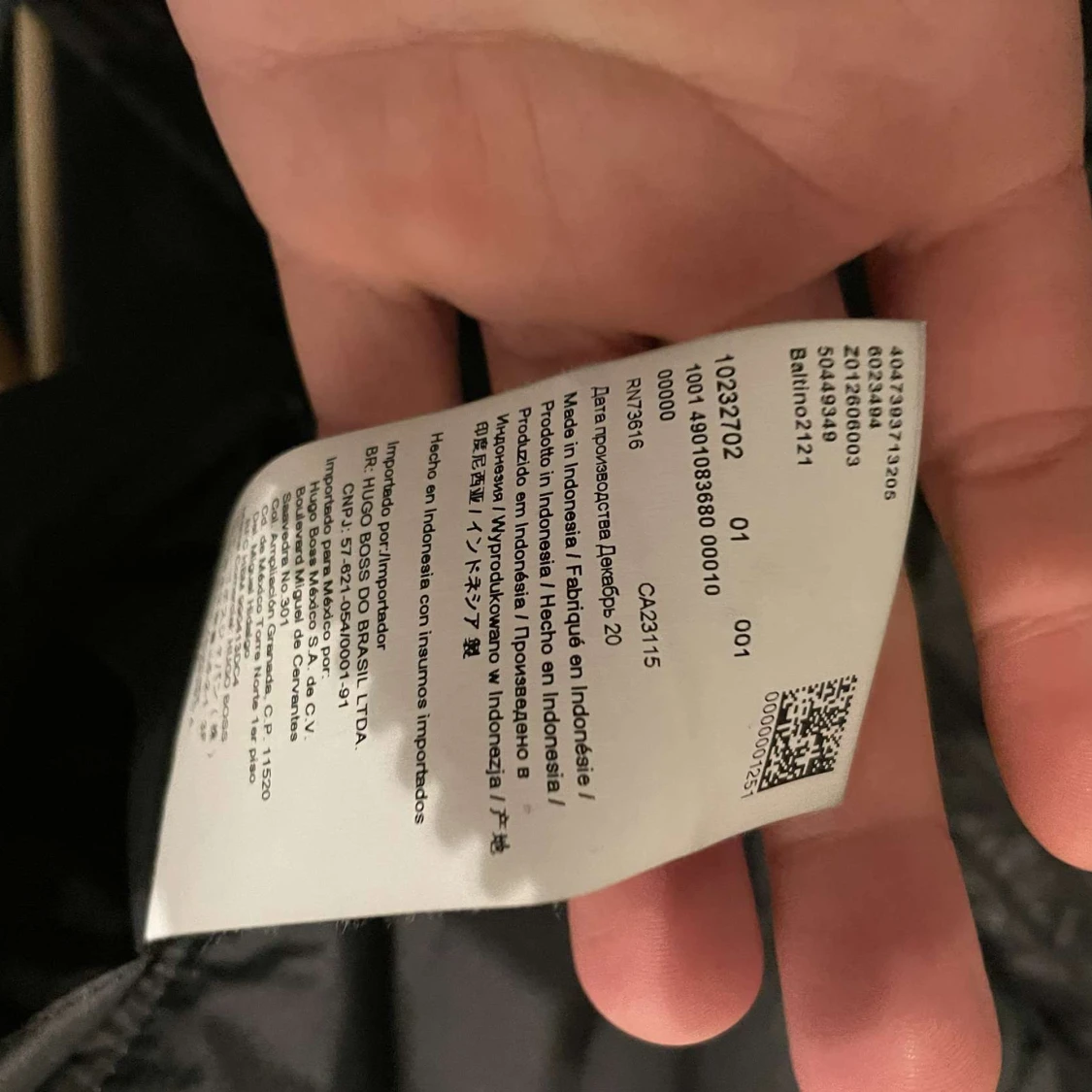 Hugo boss väst  - 91