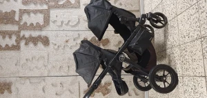 Barnvagn  - Det är dags att sälja min favoritvagn.  Eftersom jag inte har någon plats att ställa den köpte jag en annan cykelvagn.  Den är i utmärkt skick, servera tills du blir uttråkad))