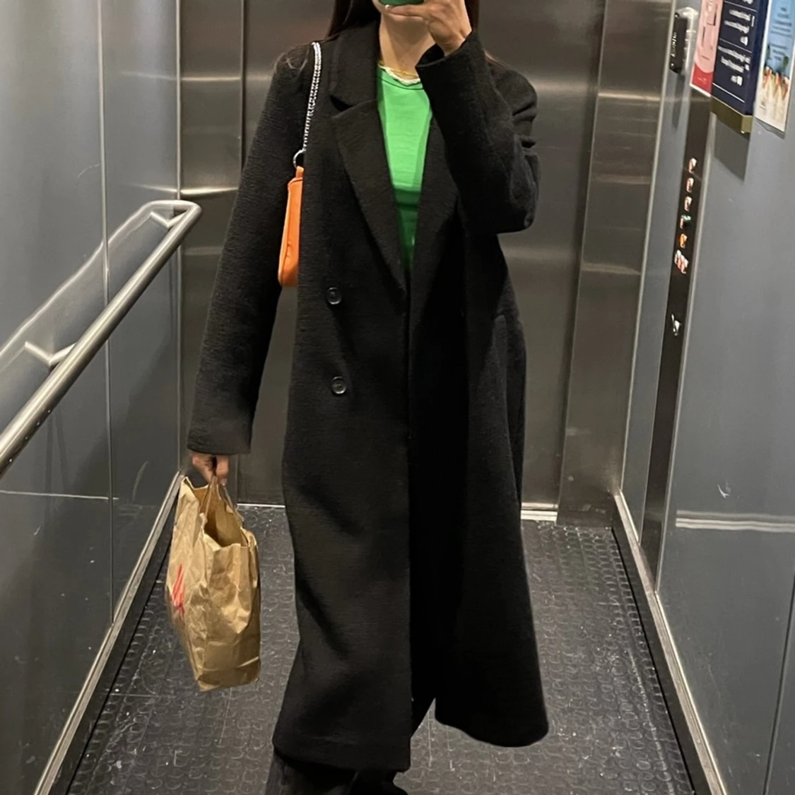 svart kappa från monki - 90