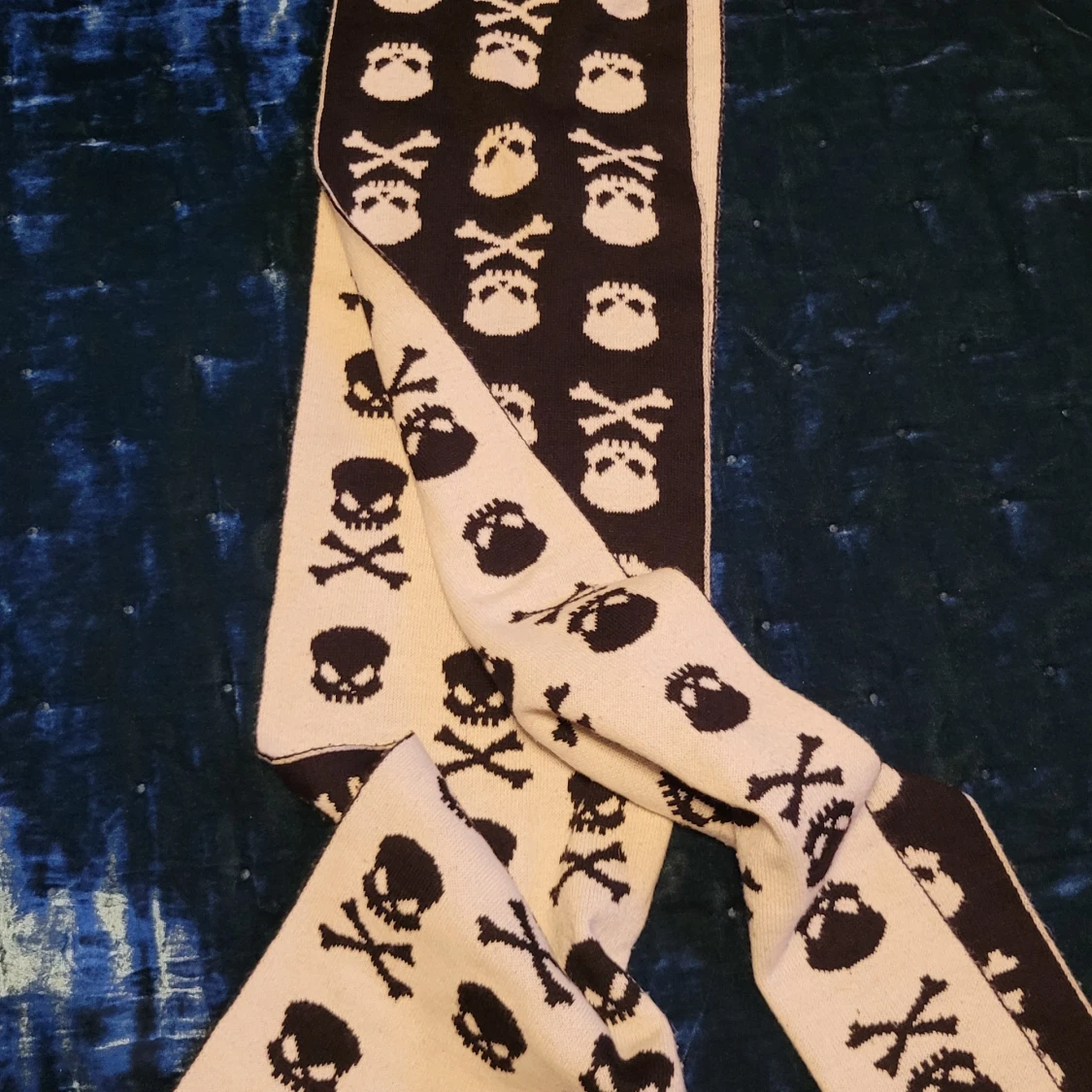 SKULL SCARF