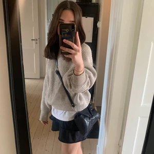 Begie stickad tröja - Super snygg stickad tröja! Stolek S!🧡