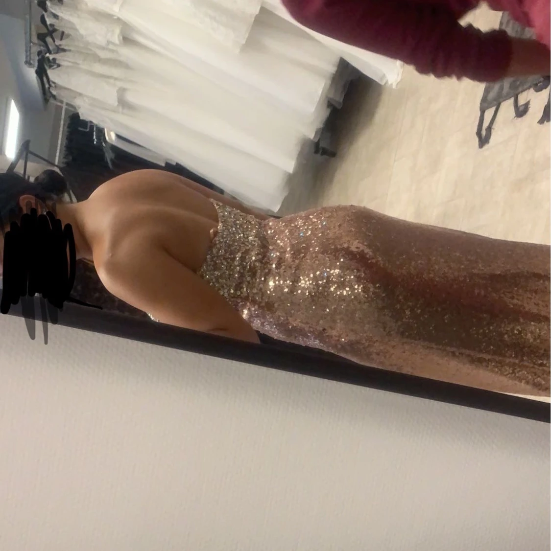 Oanvänd balklänning  - 90