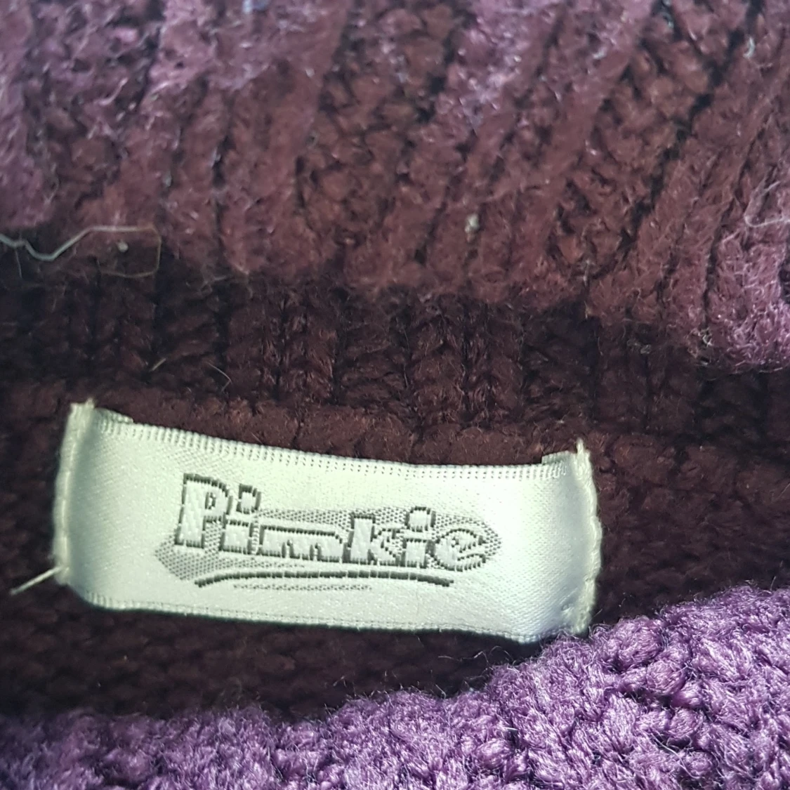 Lila stickad tröja med krage - 91