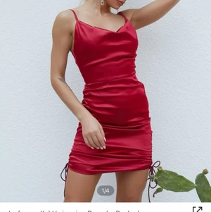 Dress - Klänning från shein aldrig använd 