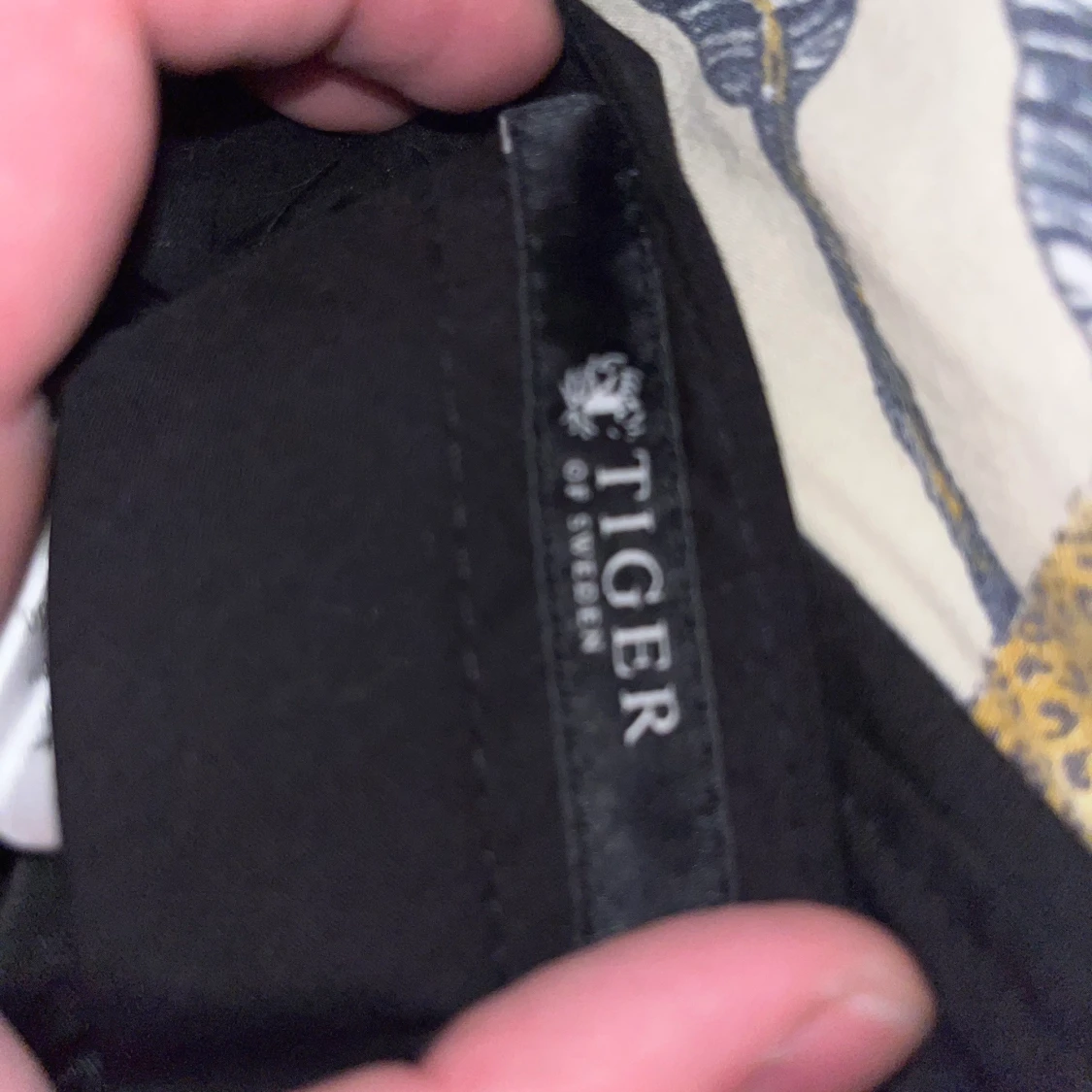 🇸🇪 Tiger of Sweden 🇸🇪 - 90