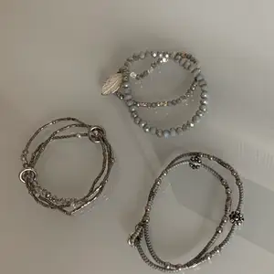 Säljer tre armband för 30 kr st!