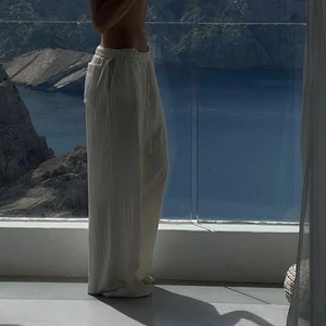 Linnebyxor  - Säljer dessa super fina linne byxor från zara, helt slutsålda på hemsidan. Dem är aldrig använda med etikett kvar. 💖💖