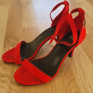 Klackar  - Som nya Storlek 36