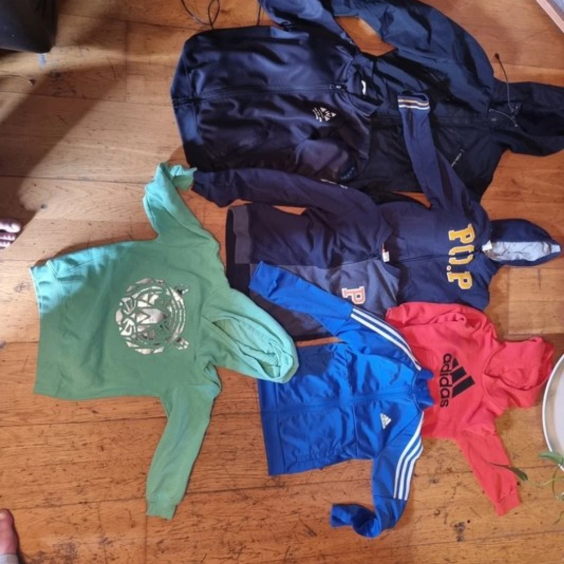 Jackor, tröjor - 90