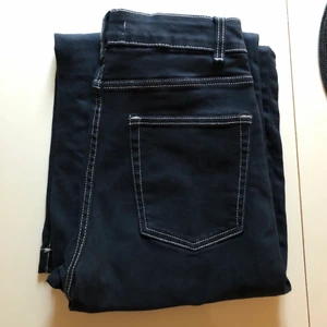 Wide leg jeans - Wide leg Jeans från Carlings som från början var beige, men sedan färgade svarta. strl S