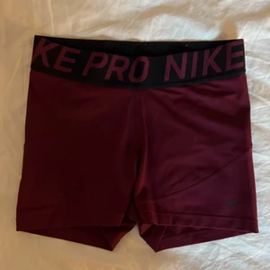 Nike PRO shorts, nya modellen  - Använda fåtal gånger. Som nya