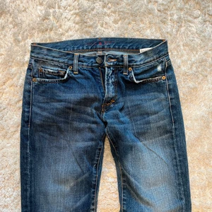 Jeans - Väldigt snygga Paul & Joe jeans som tyvärr är lite för korta för mig som är 172 cm. De är i storlek 27. 