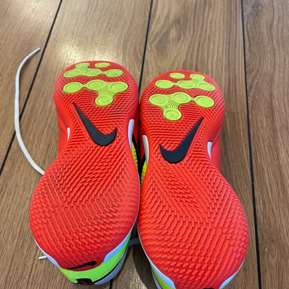 Nike inomhusskor - Skor | Plick Second Hand