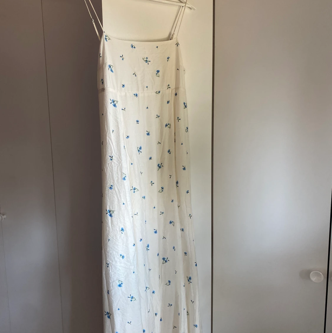 Blommig klänning  - 91