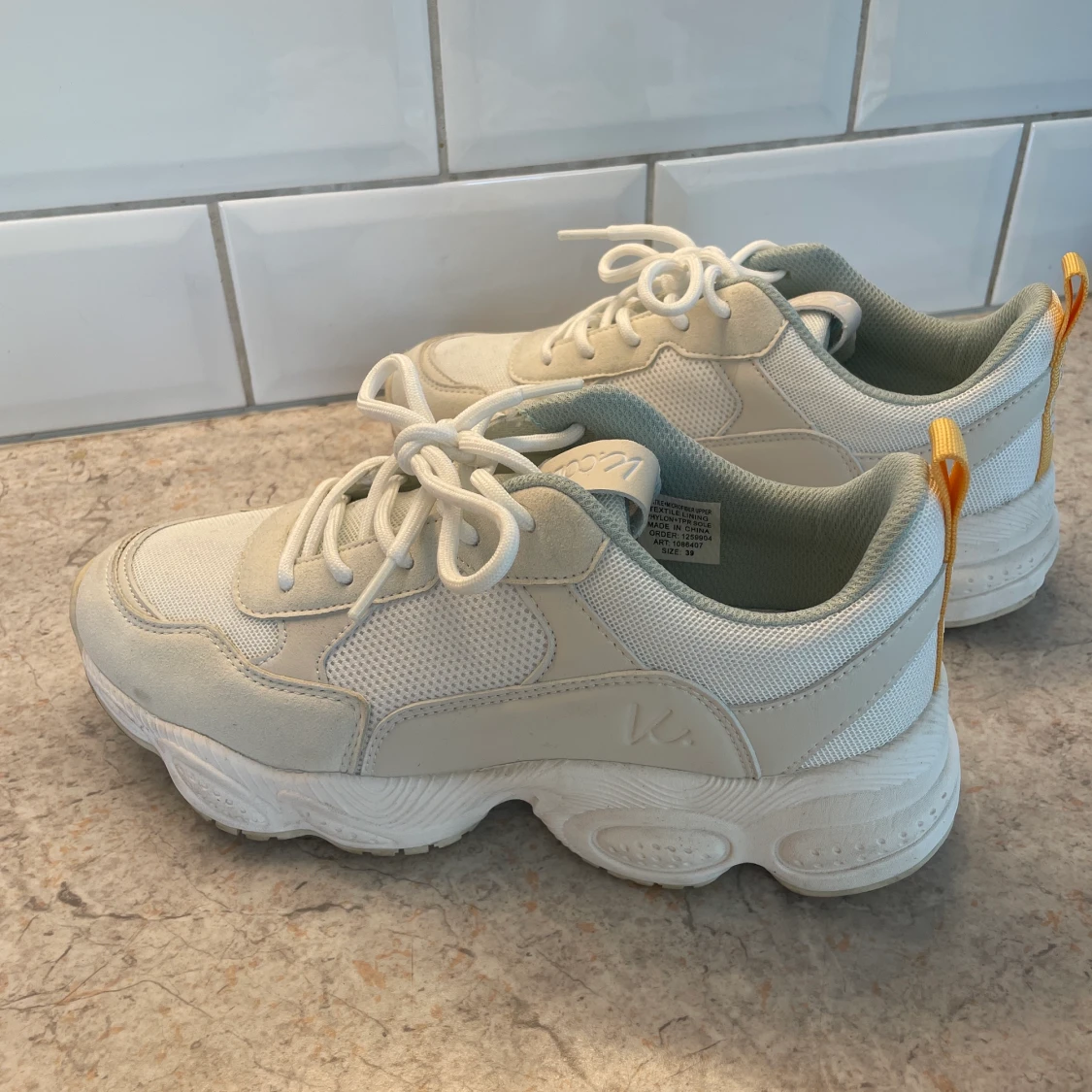 K.cobler sneakers storlek 39 - 90