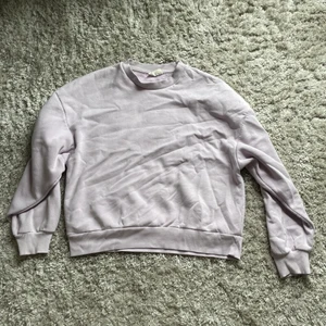 Lila tjocktröja - Använd fåtal gånger, bra skick