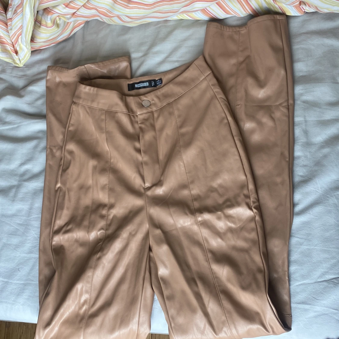 Beiga Skinnbyxor missguided 34