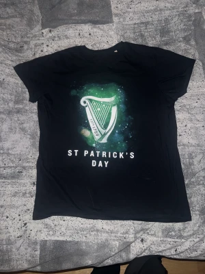 T shirt till st patricks day - Aldrig använda