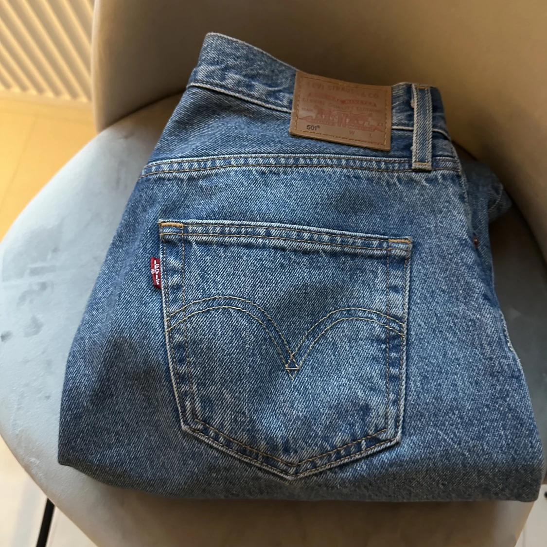 Levi’s Jeans - 90