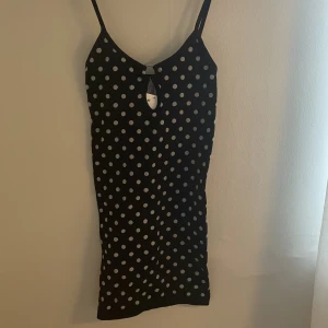 Klänning - Ny klänning från zara