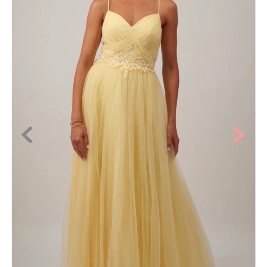 Helt ny!! gul balklänning - 90