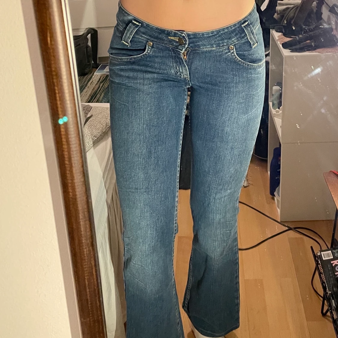 lågmidjade bootcut Lee jeans