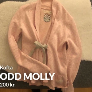 ODD MOLLY - Säljer pga inte min stil, jätte fin Kofta. Äkta*
