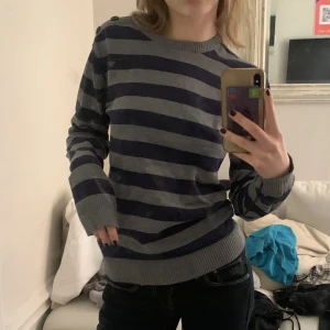 Söt tröja - Randig tröja köpt second hand!