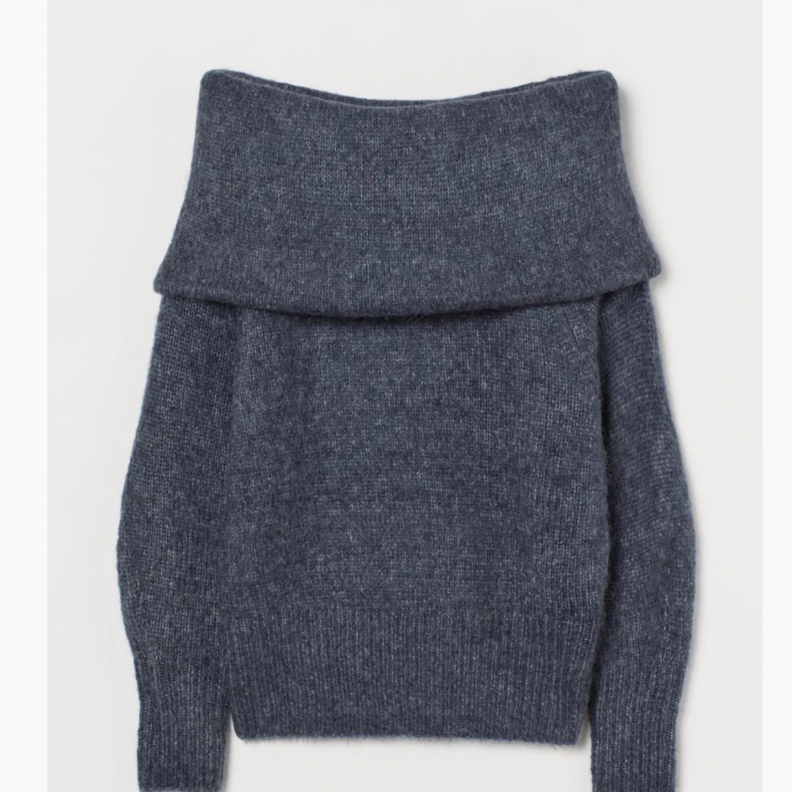 HM off shoulder tröja