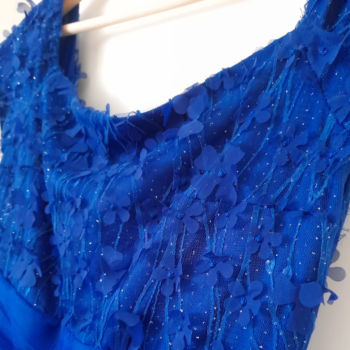 Blå balklänning säljes - 90