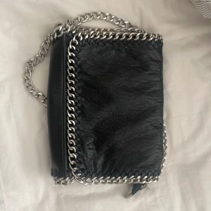 Tiamo väska - Säljer denna tiamo väska. Bra skick. 