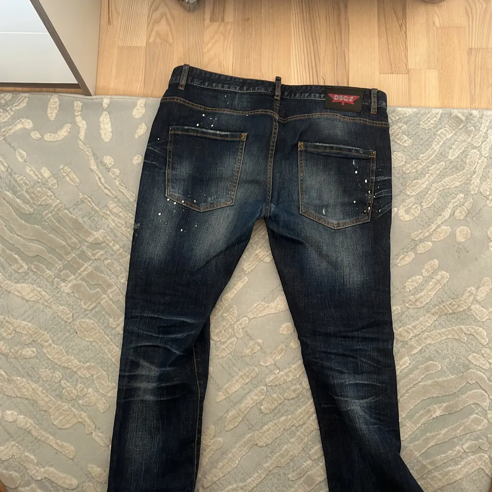 Äkta dsq2 jaens  Stolen - 52 Skick - bra  . Jeans & Byxor.