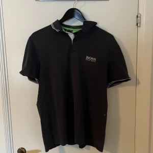 Hugo boss piké - Storlek M