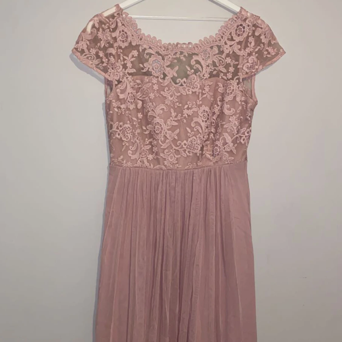 Bal / bröllopsklänning - 90