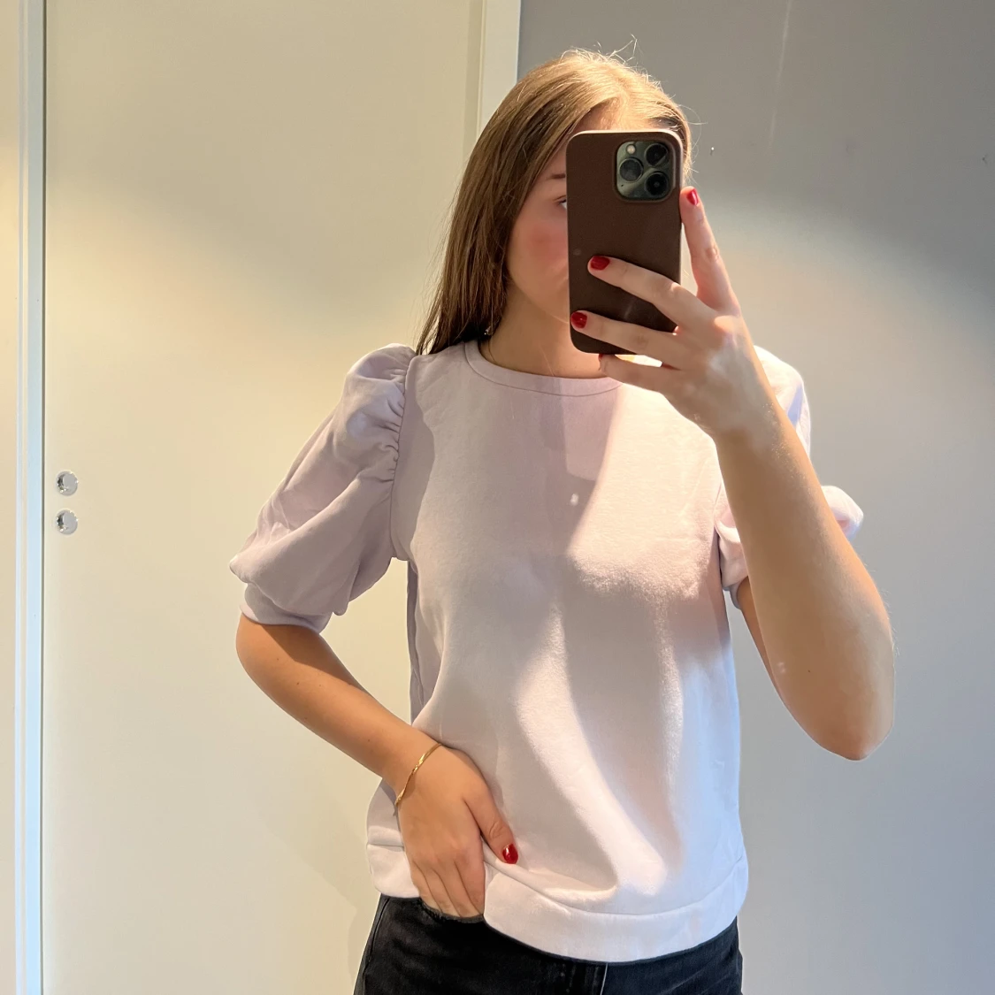 Lila topp med puffärm - 90